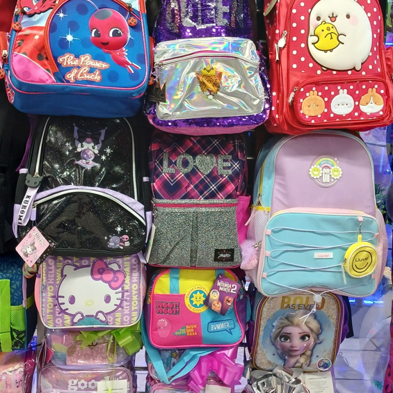 Mochilas y accesorios escolares